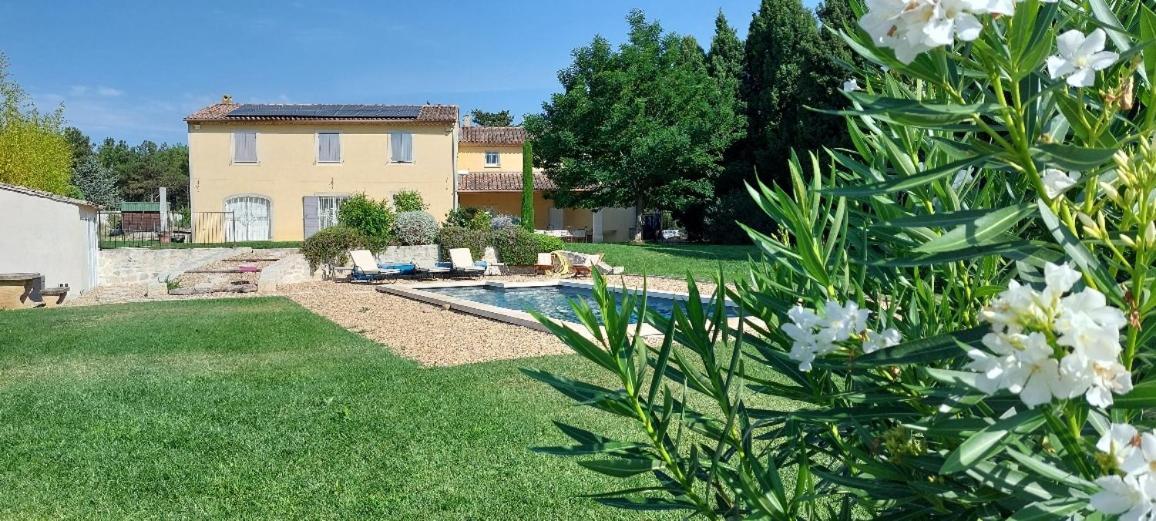 En Provence, Chez Stephanie Et Marcel Saint-Rémy-de-Provence Exteriér fotografie