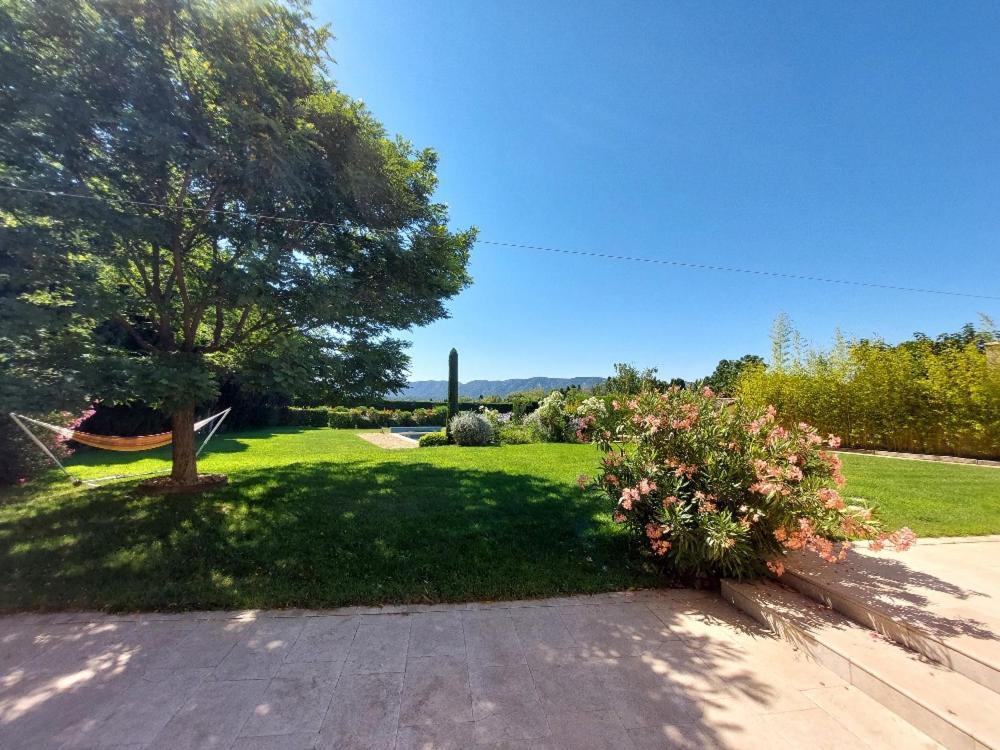 En Provence, Chez Stephanie Et Marcel Saint-Rémy-de-Provence Exteriér fotografie